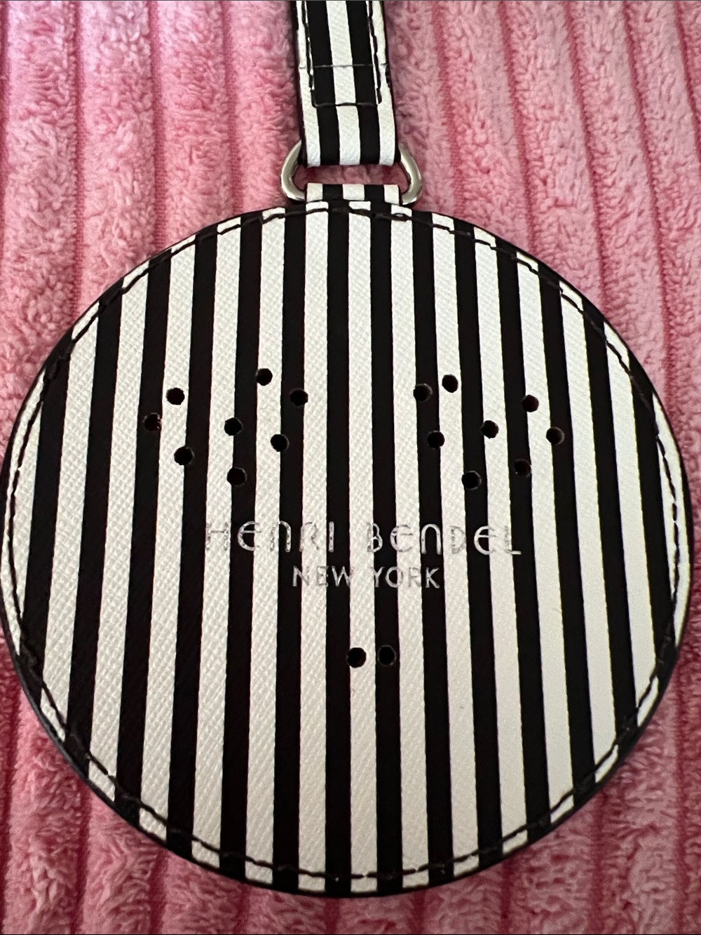 Henri Bendel Influencer Bag Charm - Picture 5 of 7